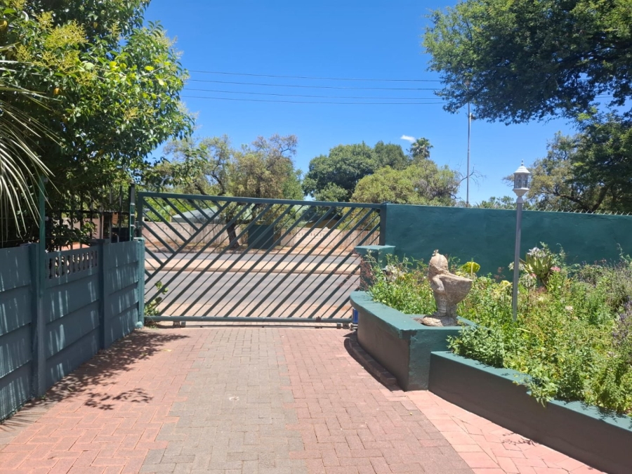 5 Bedroom Property for Sale in Westdene Free State